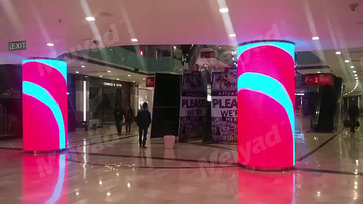 美亚迪LED柔性屏亮相印度某商场